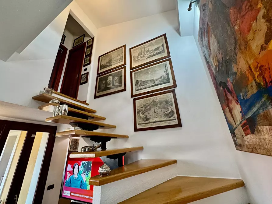 Immagine 10 di Casa indipendente in vendita  in Via Gran Sasso 45 a Olbia