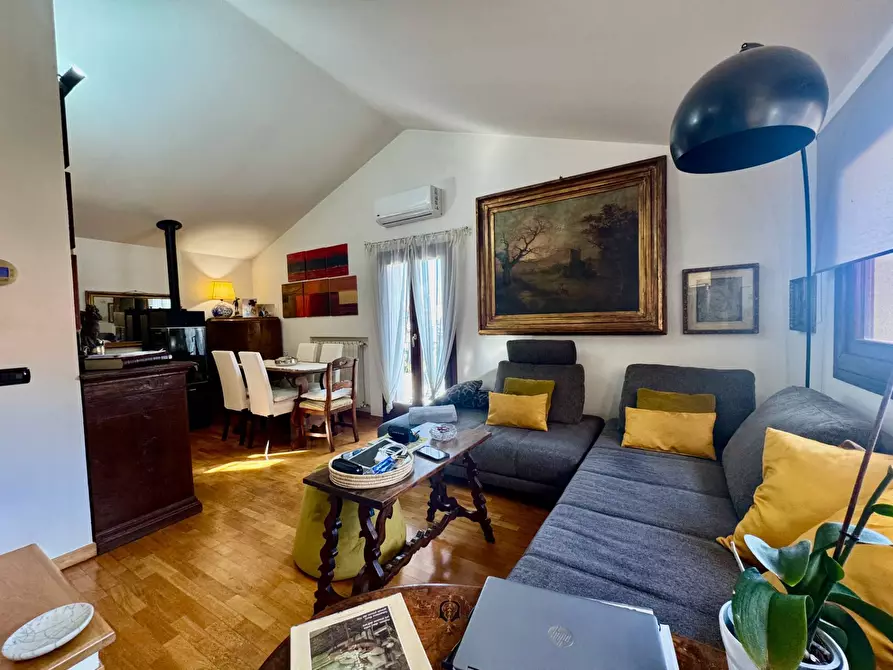 Immagine 6 di Casa indipendente in vendita  in Via Gran Sasso 45 a Olbia