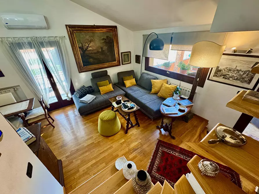 Immagine 4 di Casa indipendente in vendita  in Via Gran Sasso 45 a Olbia