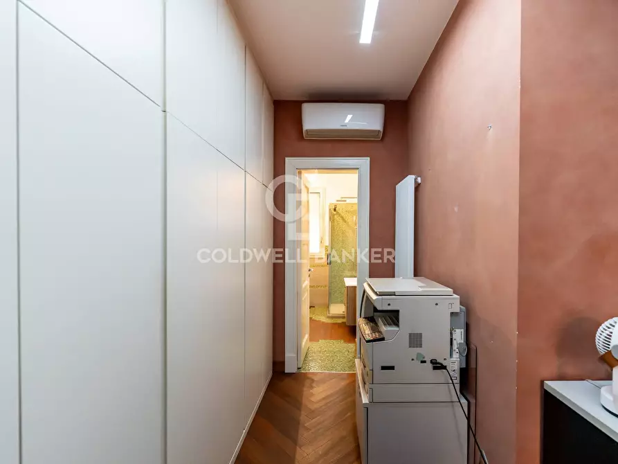Immagine 14 di Appartamento in vendita  in Via Genova 3 a Catania