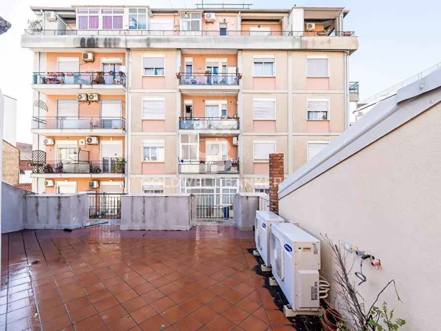 Immagine 27 di Appartamento in vendita  in Via Genova 3 a Catania