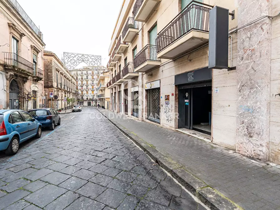 Immagine 19 di Locale commerciale in affitto  a Acireale