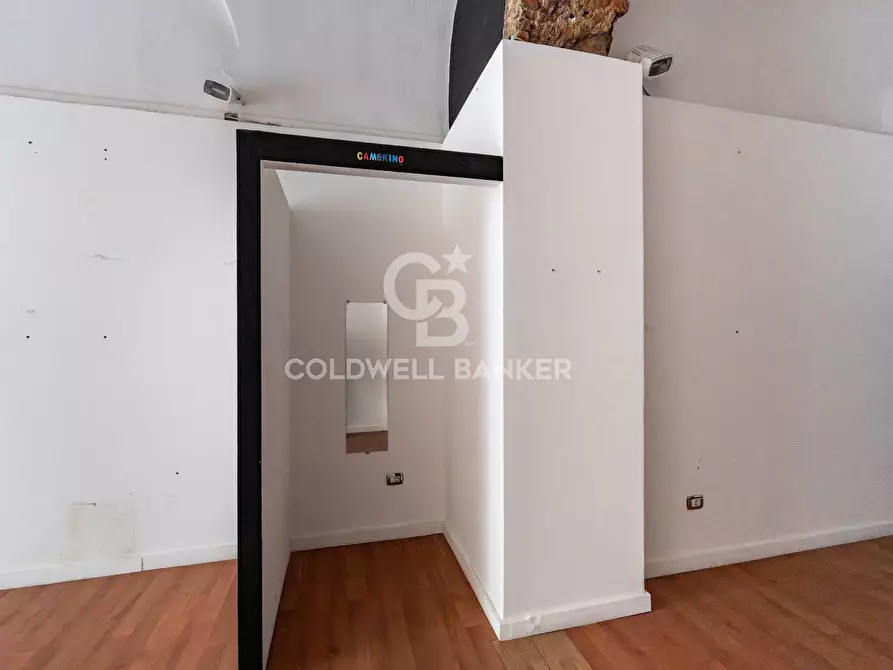 Immagine 2 di Attività commerciale in affitto  in Corso Savoia 89 a Acireale