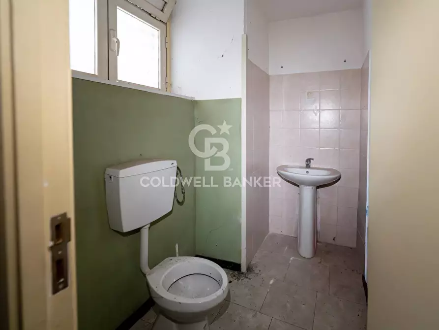 Immagine 7 di Attività commerciale in affitto  in Corso Savoia 89 a Acireale