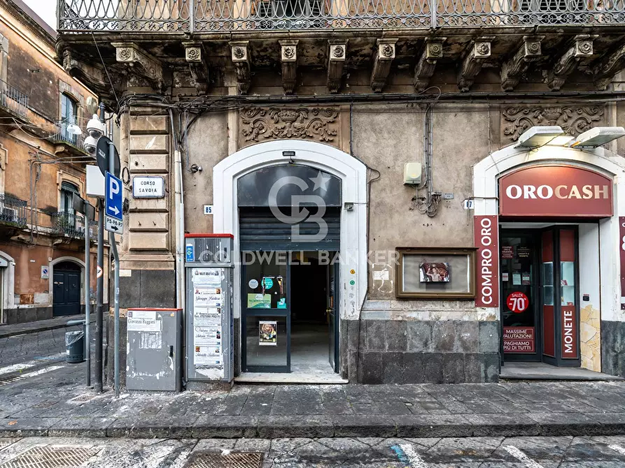 Immagine 16 di Locale commerciale in affitto  in Corso Savoia 85 a Acireale