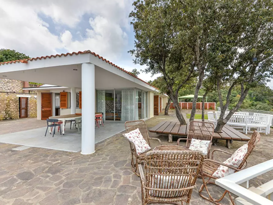 Immagine 8 di Villa in vendita  in Loc. Naregno a Capoliveri