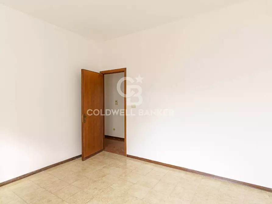 Immagine 15 di Appartamento in vendita  in via generale san marzano 1 a Gravina Di Catania