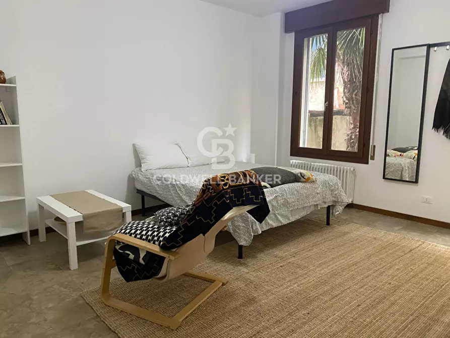 Immagine 9 di Appartamento in vendita  in Fondamenta Santa Croce - Rizzi a Venezia