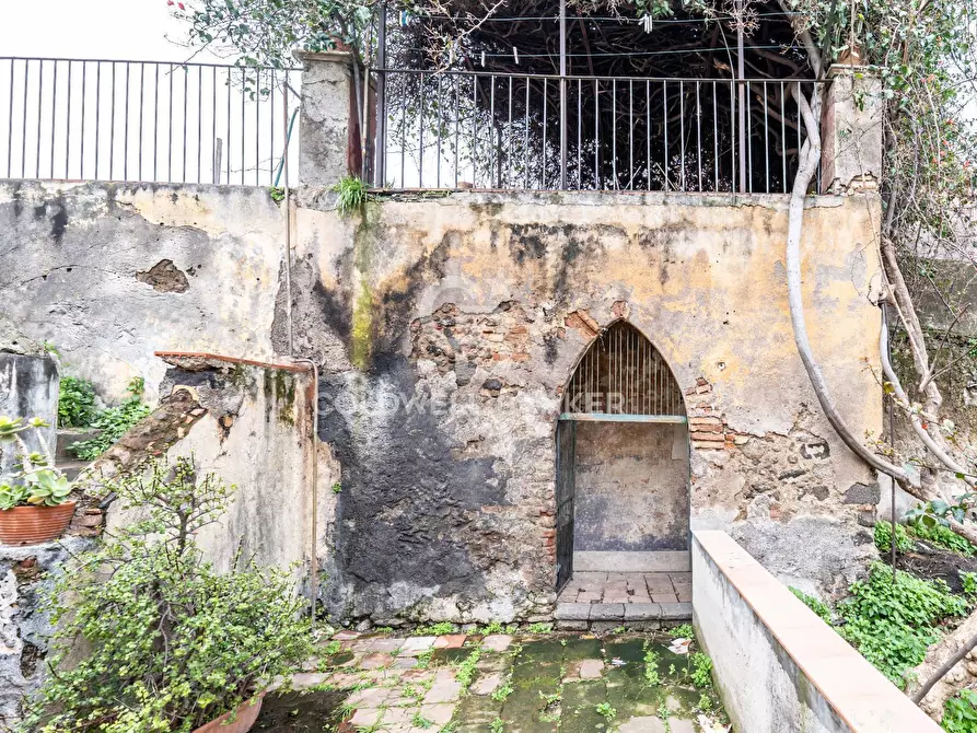 Immagine 9 di Villa in vendita  in via Carpinati 82 a Acireale