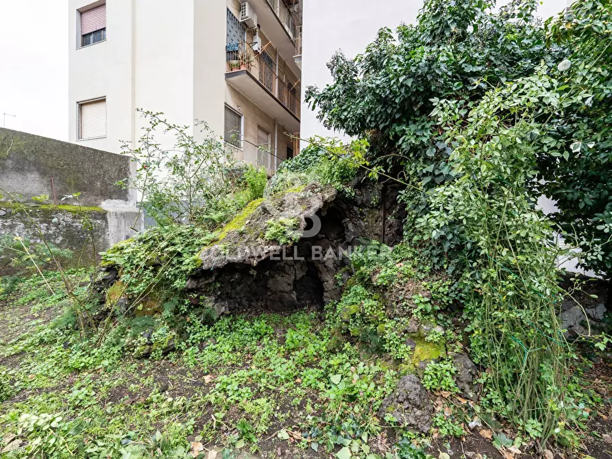 Immagine 13 di Villa in vendita  in via Carpinati 82 a Acireale