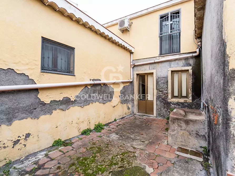 Immagine 14 di Villa in vendita  in via Carpinati 82 a Acireale