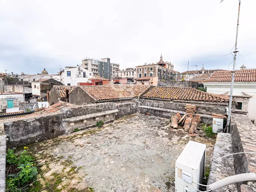 Immagine 20 di Villa in vendita  in via Carpinati 82 a Acireale