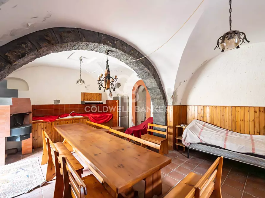 Immagine 34 di Villa in vendita  in via Carpinati 82 a Acireale