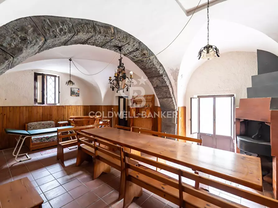 Immagine 37 di Villa in vendita  in via Carpinati 82 a Acireale