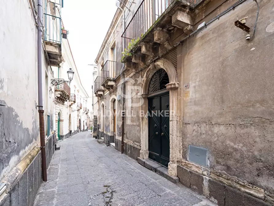 Immagine 56 di Villa in vendita  in via Carpinati 82 a Acireale