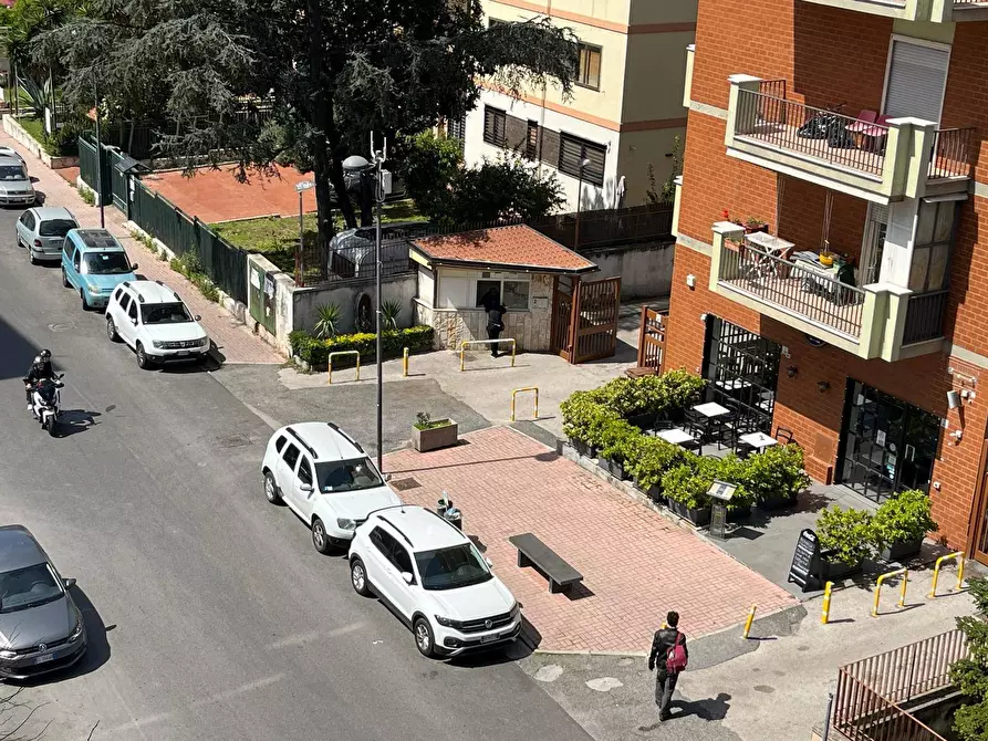 Immagine 8 di Locale commerciale in affitto  in via tufarelli a San Giorgio A Cremano