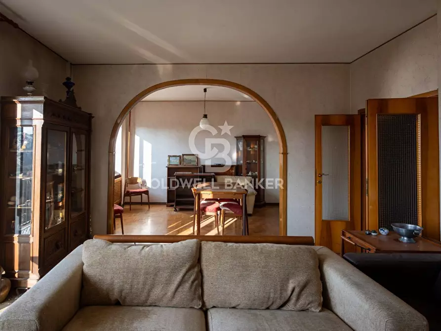 Immagine 5 di Appartamento in vendita  in via manin 40 a Venezia