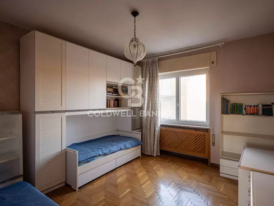 Immagine 9 di Appartamento in vendita  in via manin 40 a Venezia