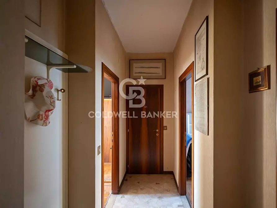 Immagine 11 di Appartamento in vendita  in via manin 40 a Venezia