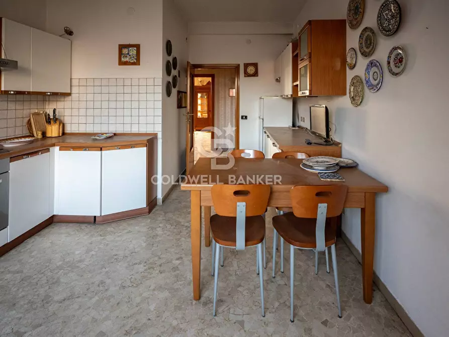 Immagine 14 di Appartamento in vendita  in via manin 40 a Venezia