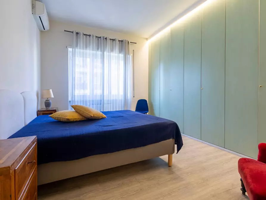 Immagine 6 di Appartamento in vendita  in Via Alfredo Panzini 48 a Roma