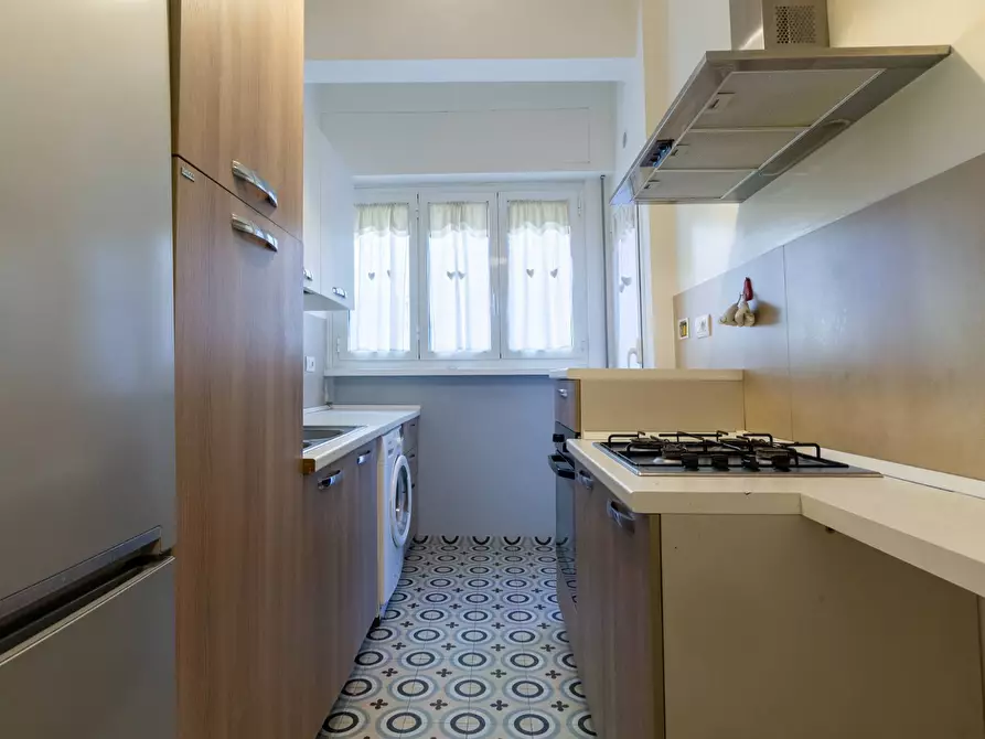 Immagine 12 di Appartamento in vendita  in Via Alfredo Panzini 48 a Roma