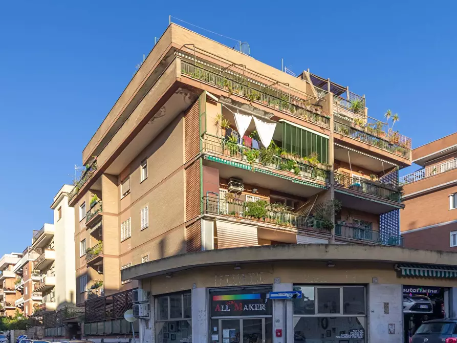 Immagine 24 di Appartamento in vendita  in Via Alfredo Panzini 48 a Roma