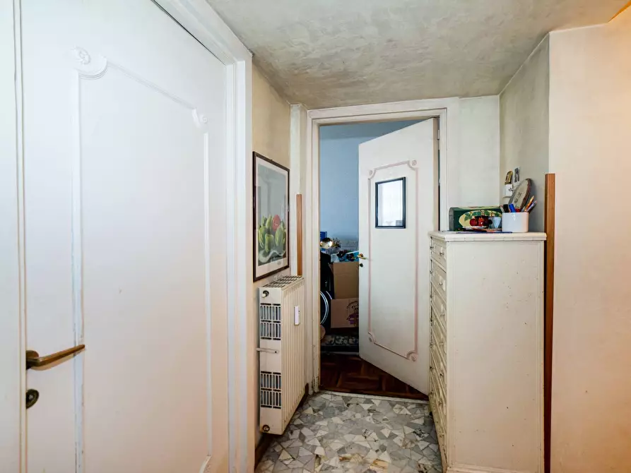 Immagine 32 di Appartamento in vendita  in Via Dei Monti Parioli 48 a Roma