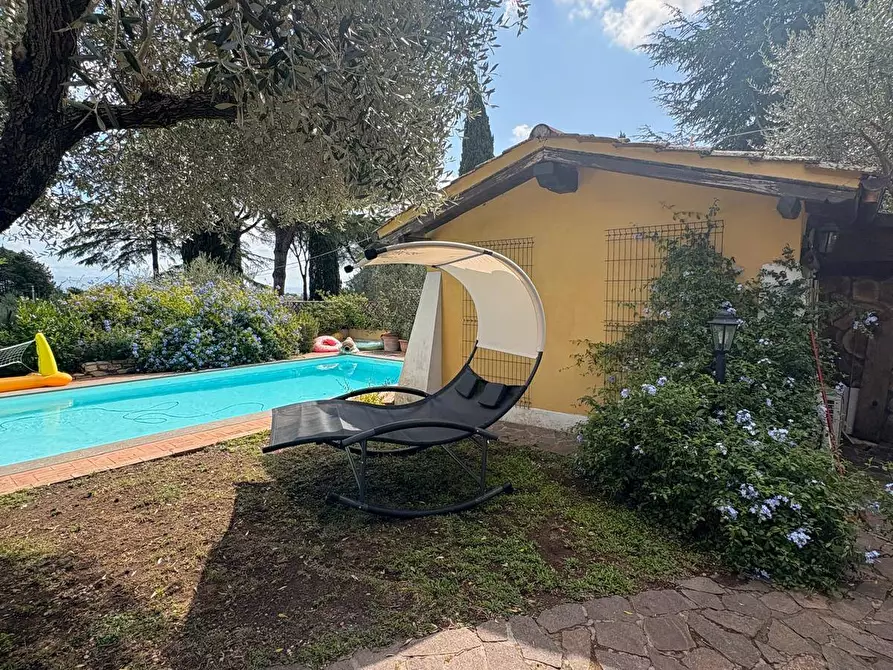 Immagine 2 di Villa in vendita  in via Feruccio Fratini 1 a Sacrofano