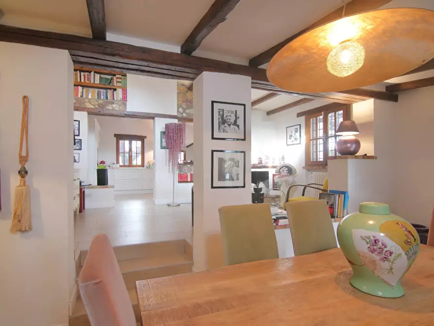 Immagine 11 di Villa in vendita  in via Feruccio Fratini 1 a Sacrofano