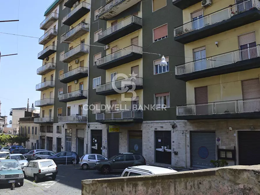 Immagine 27 di Appartamento in vendita  in Via Scaccianoce 19 a Acireale
