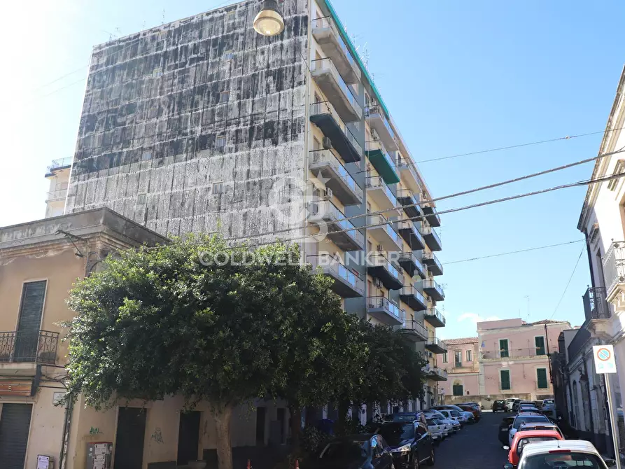 Immagine 28 di Appartamento in vendita  in Via Scaccianoce 19 a Acireale