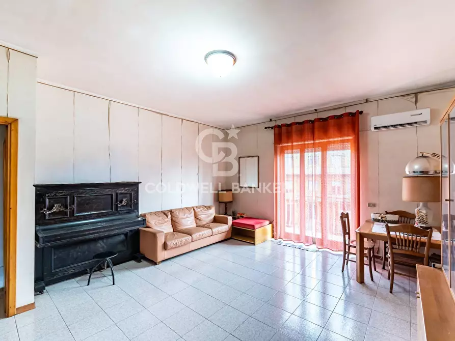 Immagine 1 di Appartamento in vendita  in VIA ROMA 32 a Camporotondo Etneo