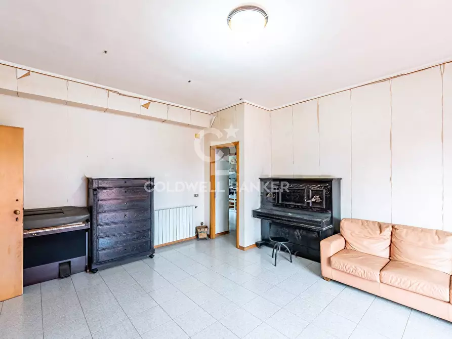 Immagine 4 di Appartamento in vendita  in VIA ROMA 32 a Camporotondo Etneo