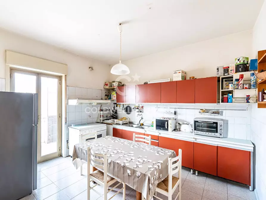 Immagine 5 di Appartamento in vendita  in VIA ROMA 32 a Camporotondo Etneo