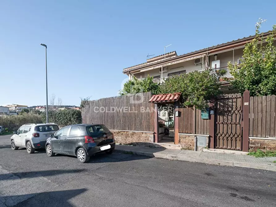 Immagine 28 di Appartamento in vendita  in Via delle Magnolie 60 a Santa Marinella