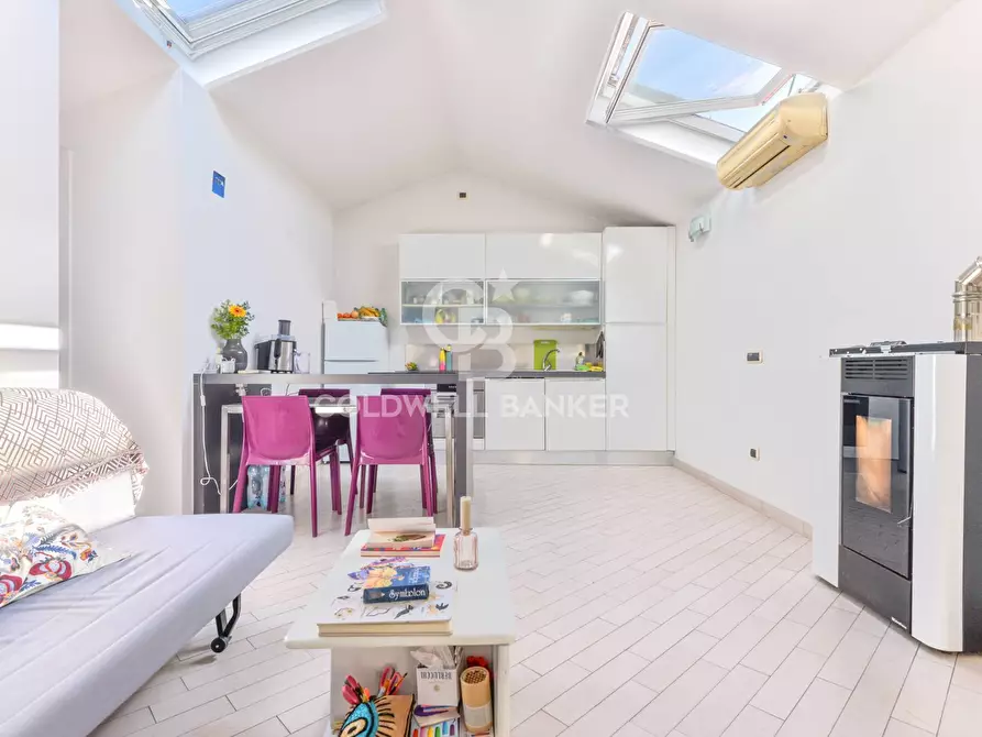 Immagine 2 di Appartamento in vendita  in Via per Portoferraio a Campo Nell'elba