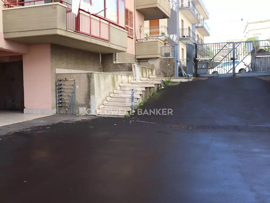 Immagine 23 di Appartamento in vendita  in Piazza San Giovanni Battista De La Salle 22 a Acireale