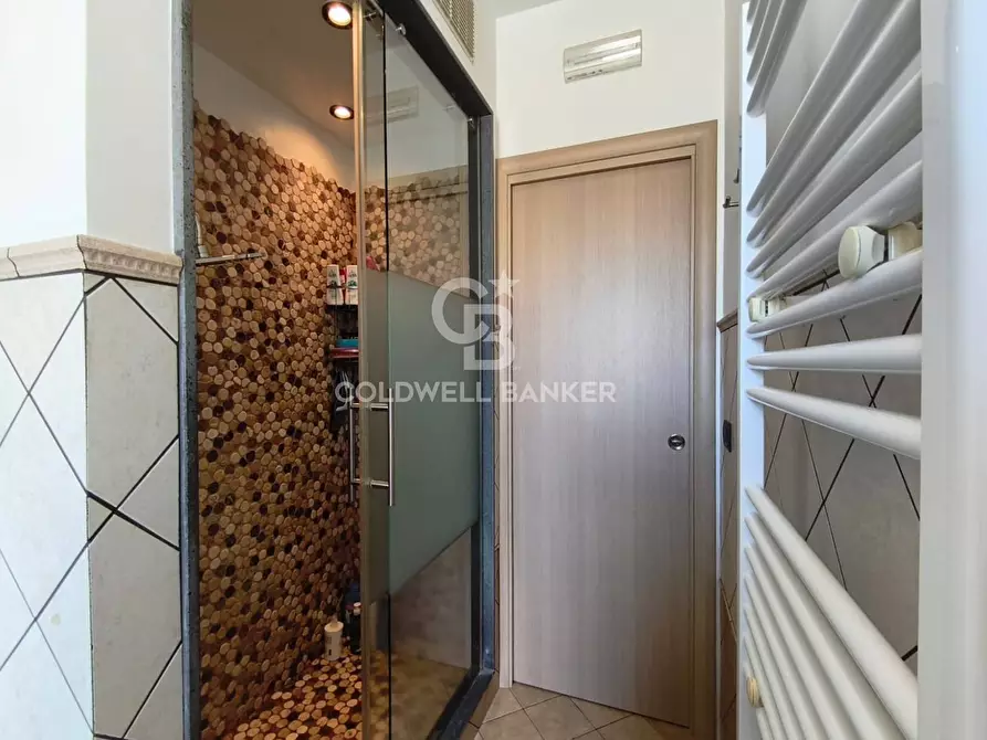 Immagine 20 di Appartamento in vendita  in via Sciarelle 87 a Acireale