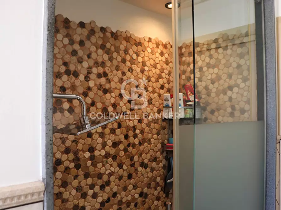 Immagine 22 di Appartamento in vendita  in via Sciarelle 87 a Acireale