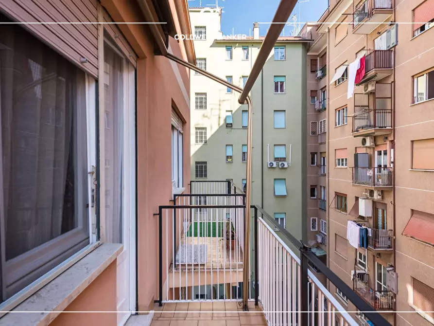 Immagine 28 di Appartamento in vendita  in Via Tuscolana 851 a Roma