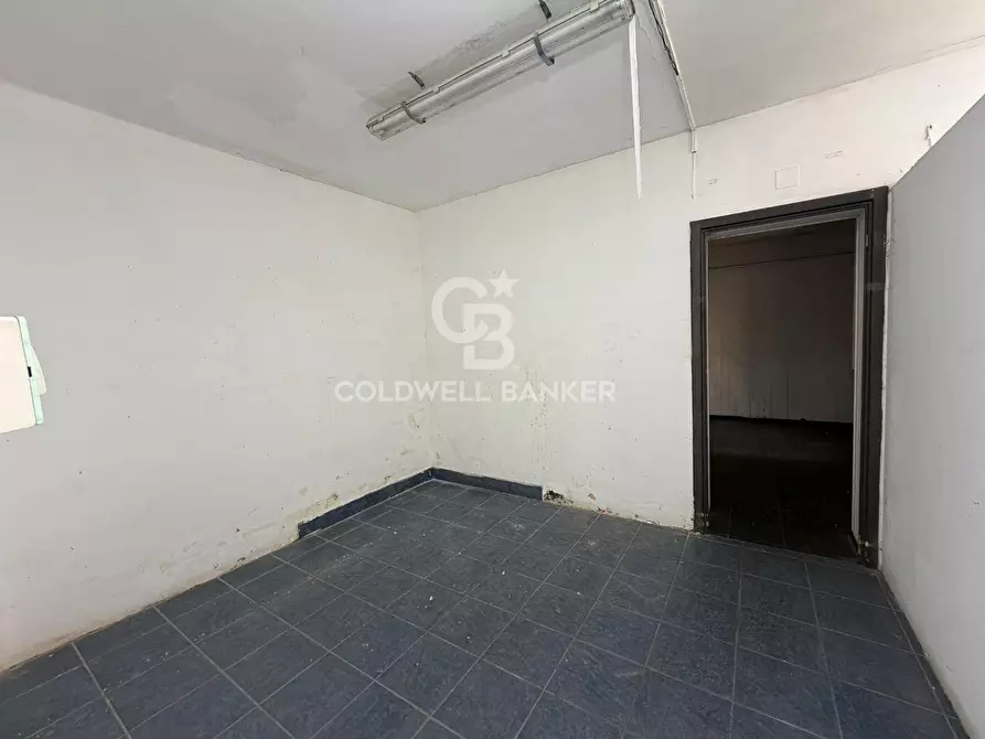 Immagine 5 di Locale commerciale in affitto  in Via Pietra Dell'Ova 336 a Tremestieri Etneo