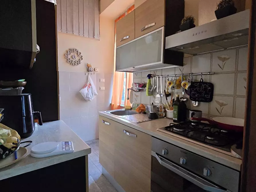 Immagine 6 di Appartamento in vendita  in via appia nuova 400 a Roma