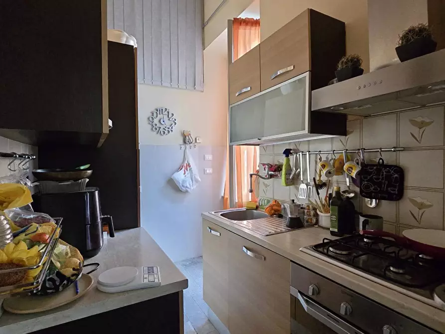 Immagine 7 di Appartamento in vendita  in via appia nuova 400 a Roma