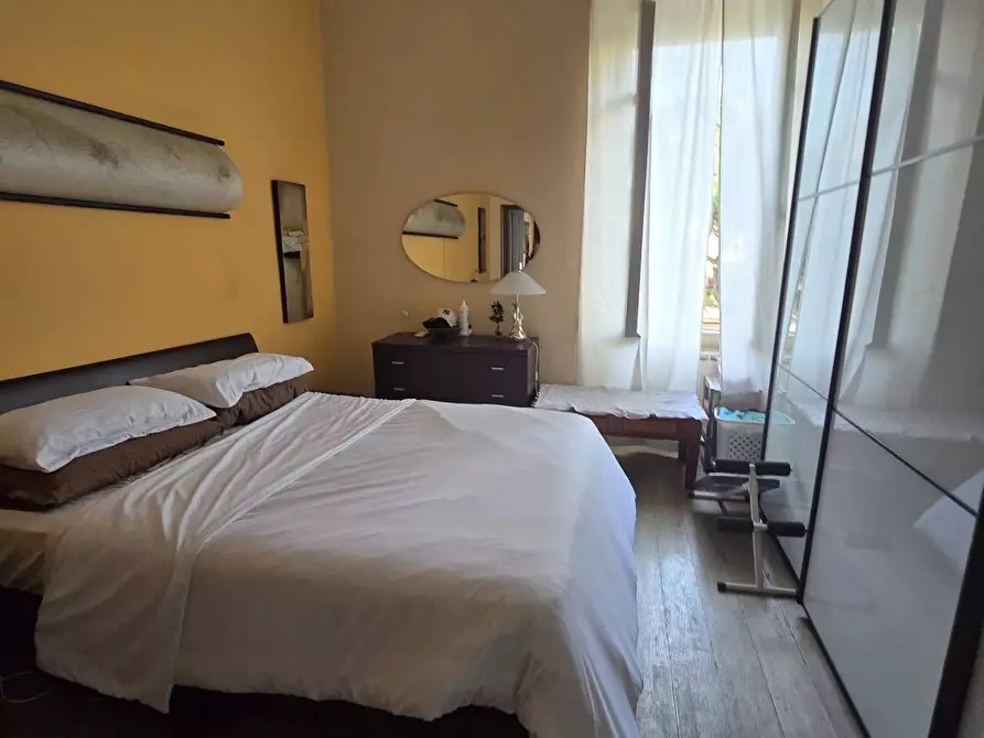 Immagine 11 di Appartamento in vendita  in via appia nuova 400 a Roma