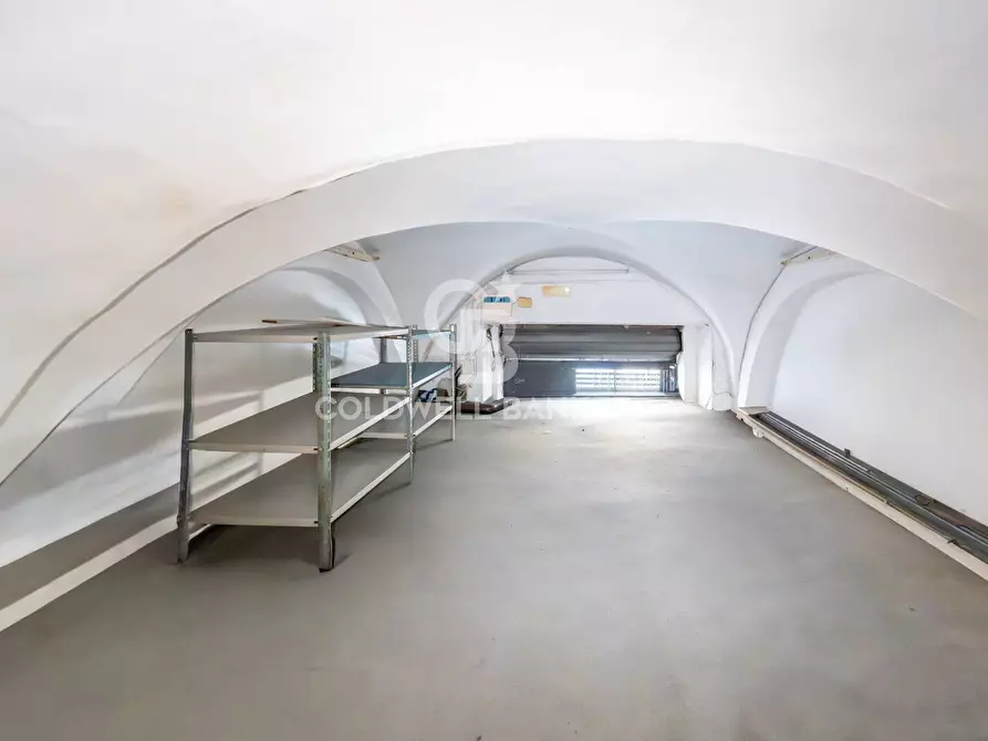 Immagine 5 di Negozio in affitto  in Corso Savoia 39 a Acireale