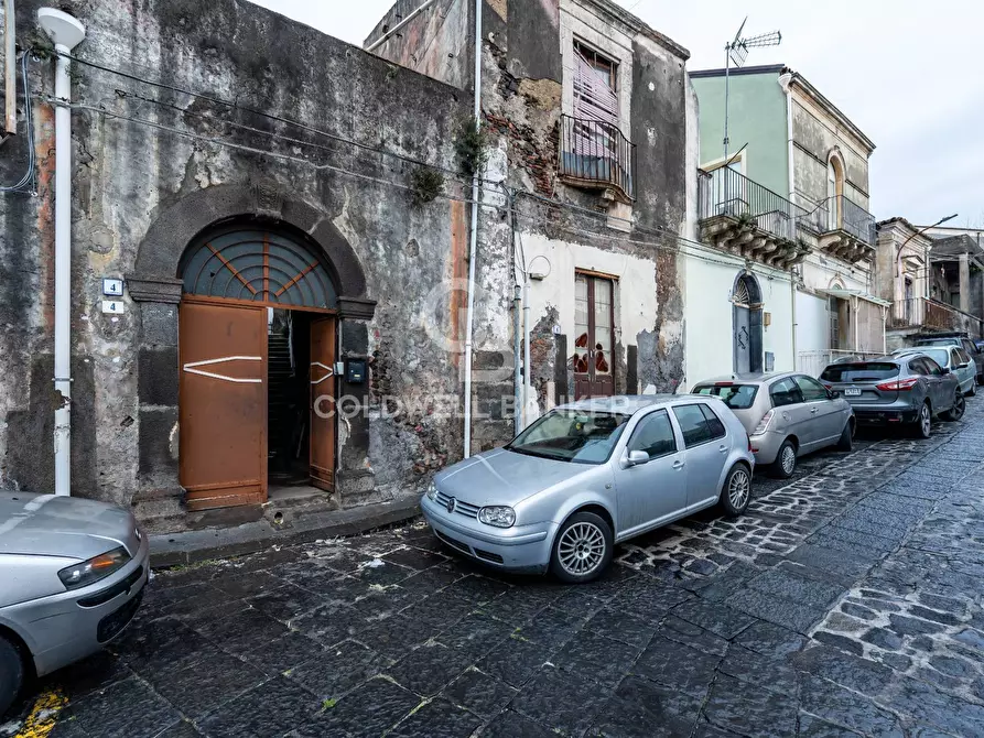 Immagine 7 di Villa in vendita  in Via Ospedale 4/6 a Aci Catena