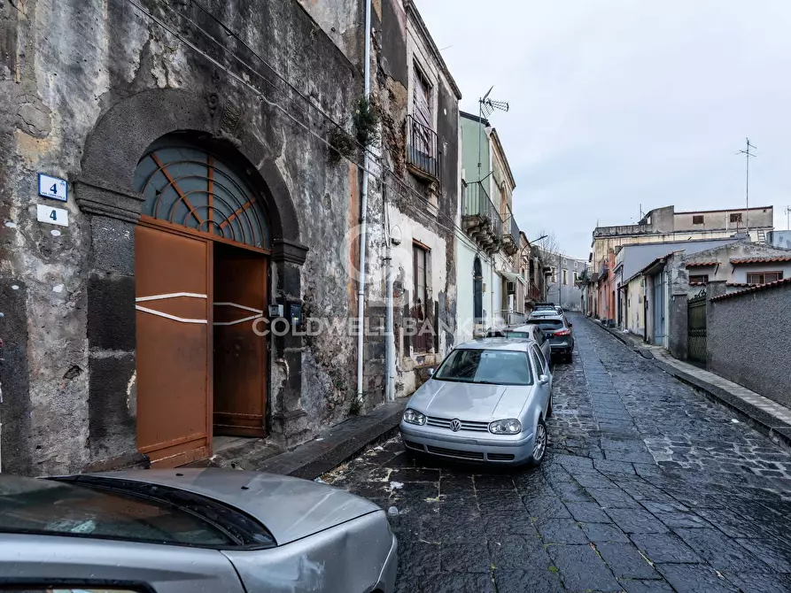 Immagine 8 di Villa in vendita  in Via Ospedale 4/6 a Aci Catena
