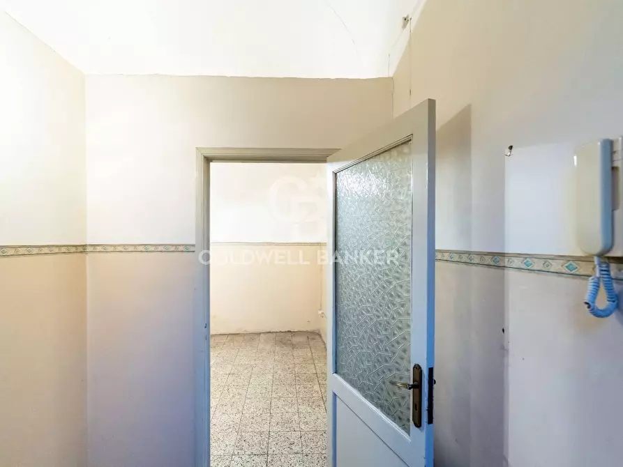 Immagine 11 di Villa in vendita  in Via Ospedale 4/6 a Aci Catena