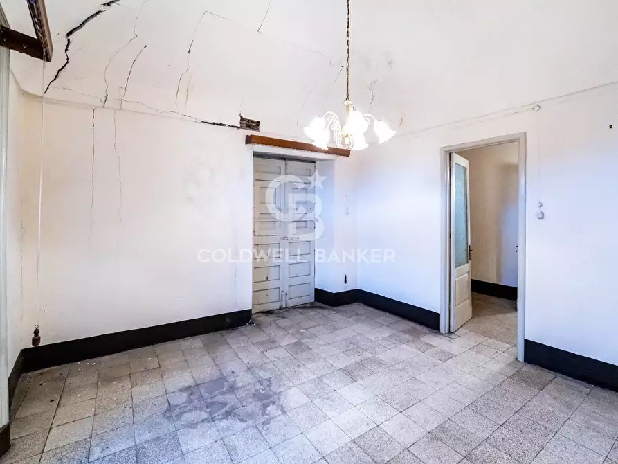 Immagine 21 di Villa in vendita  in Via Ospedale 4/6 a Aci Catena